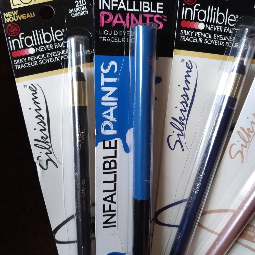 Eyeliner - Picture 3 of 4